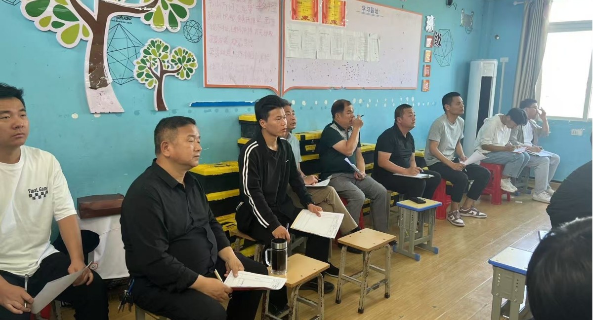 推门听课求创新，贯彻落实两提升 ——智能制造系推门听课制度