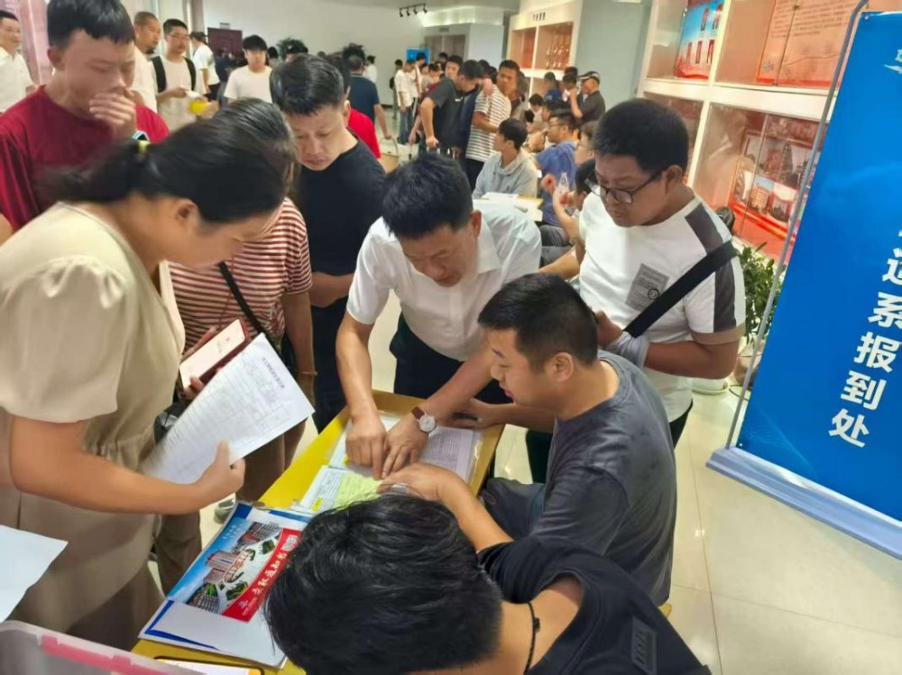 梦想启航 技创未来——黄石第一高级技工学校智能制造系喜迎2025级新生